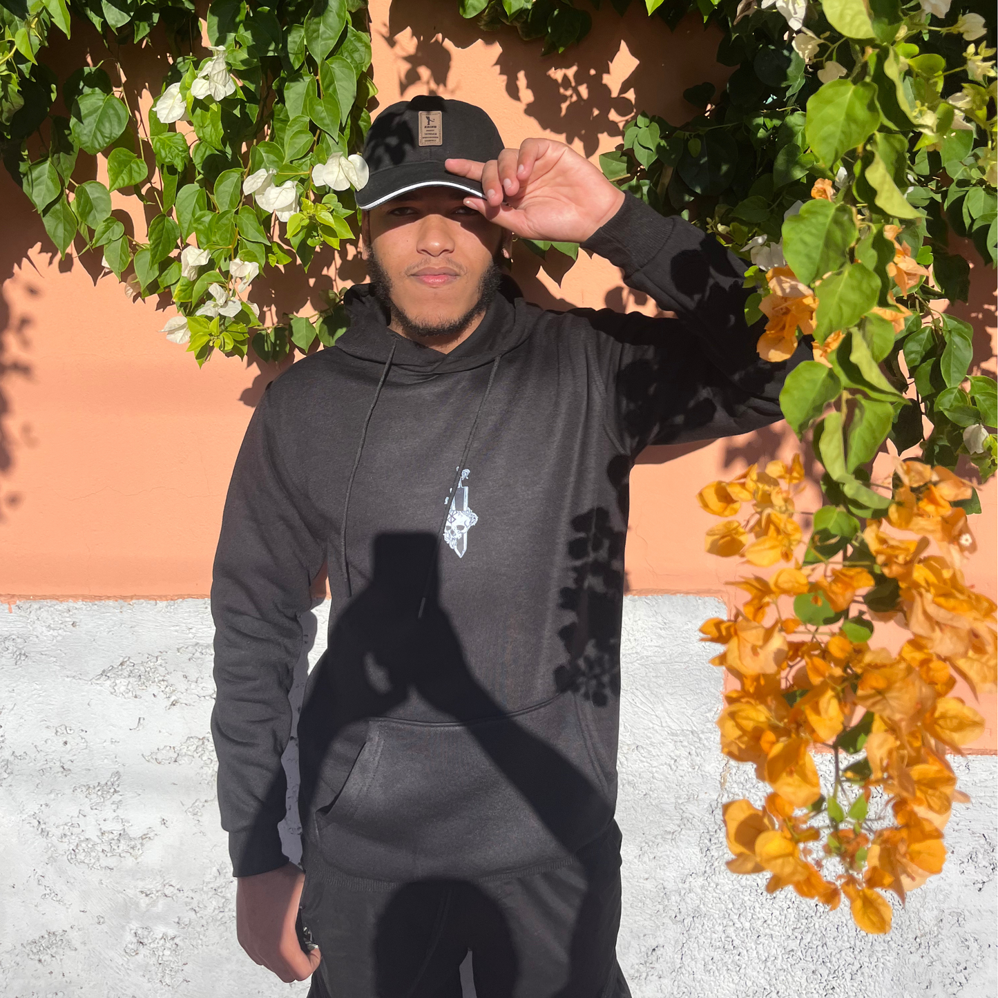 🔥 BERSERK Hoodie – Black Swordsman Edition 🔥